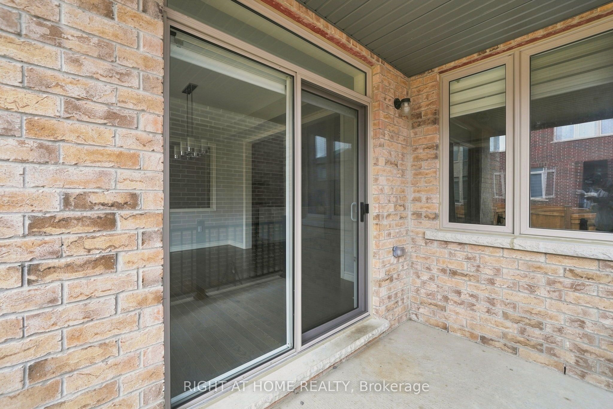 2136 Coppermine Street Property Photo 46