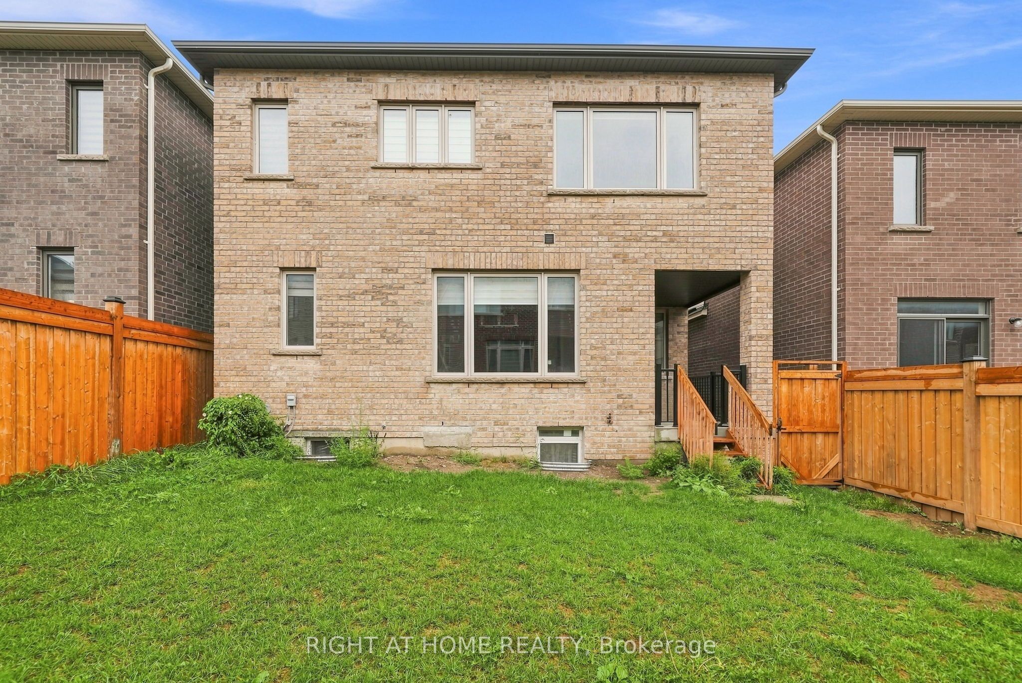 2136 Coppermine Street Property Photo 49