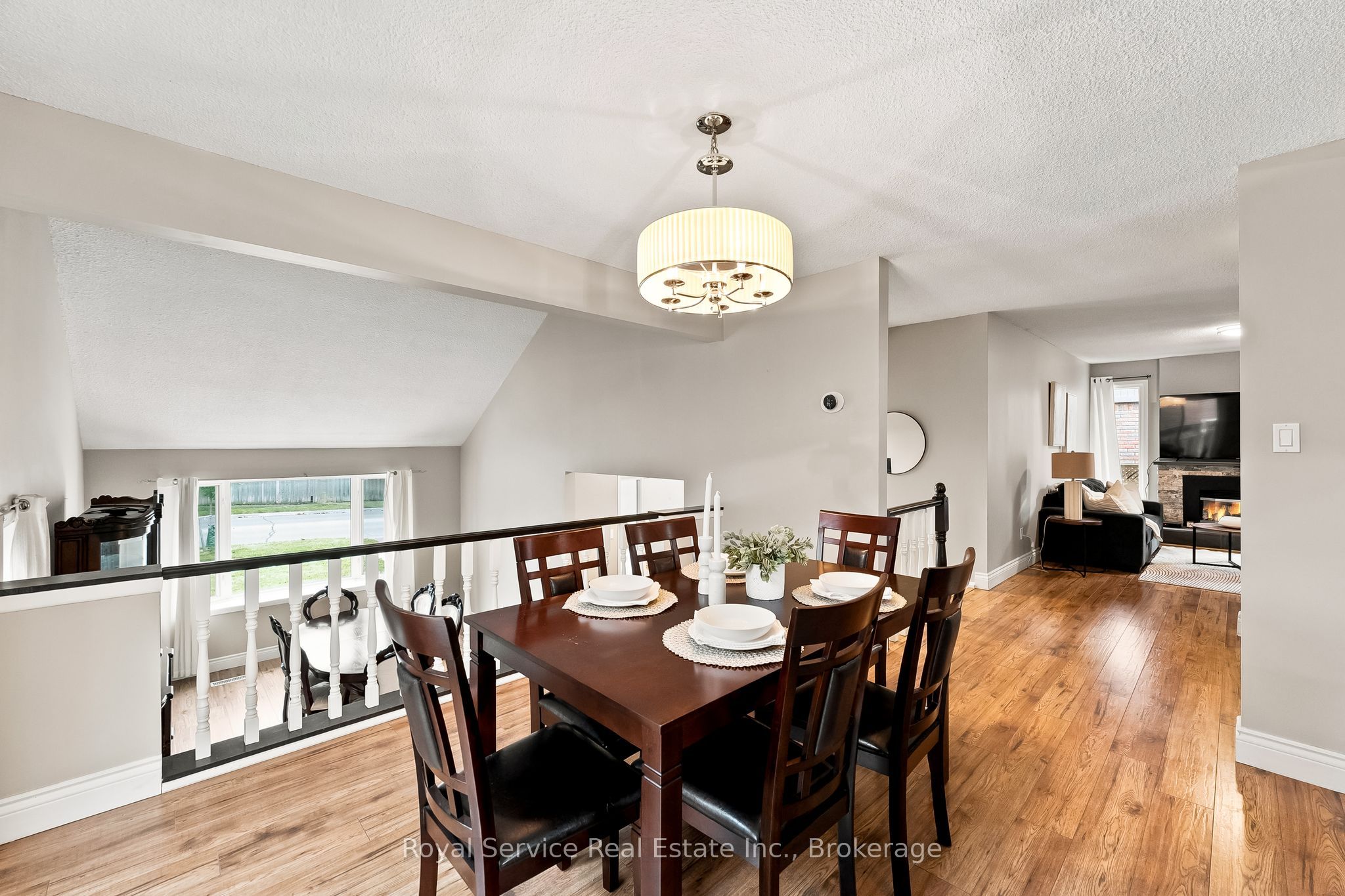 640 Hillcroft Street Property Photo 24