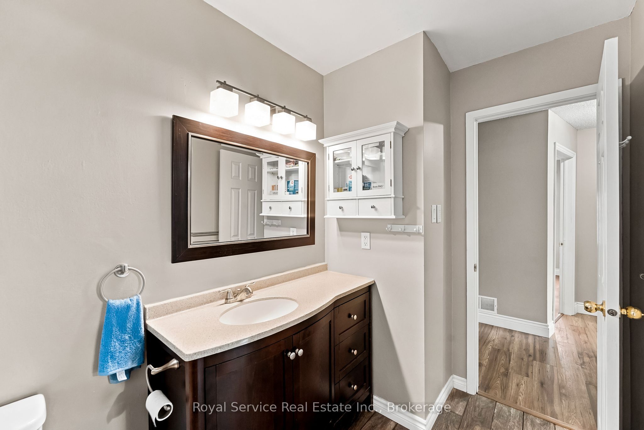 640 Hillcroft Street Property Photo 30