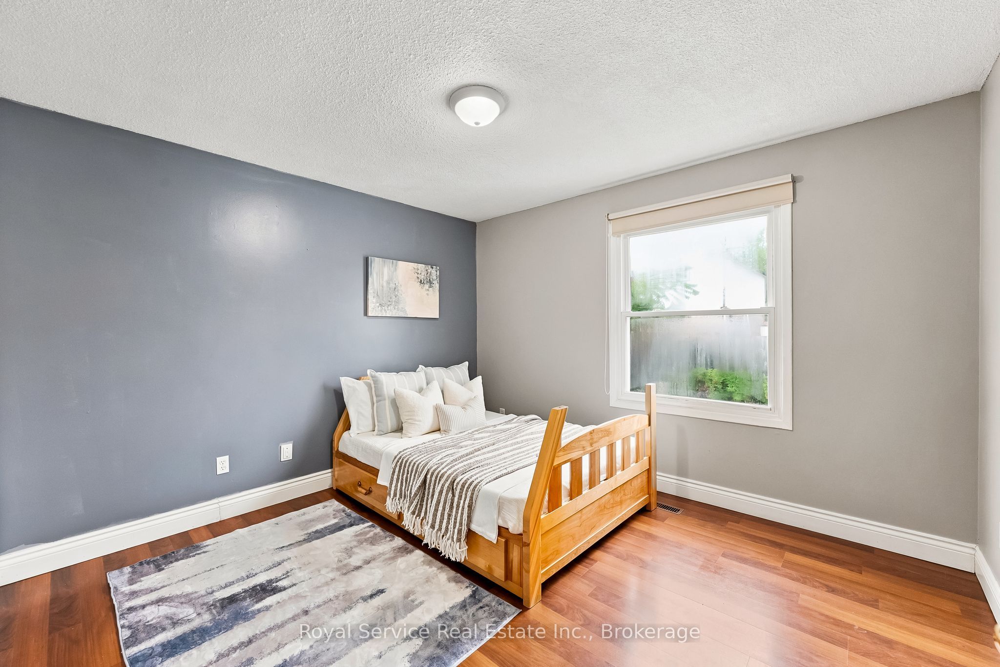 640 Hillcroft Street Property Photo 32
