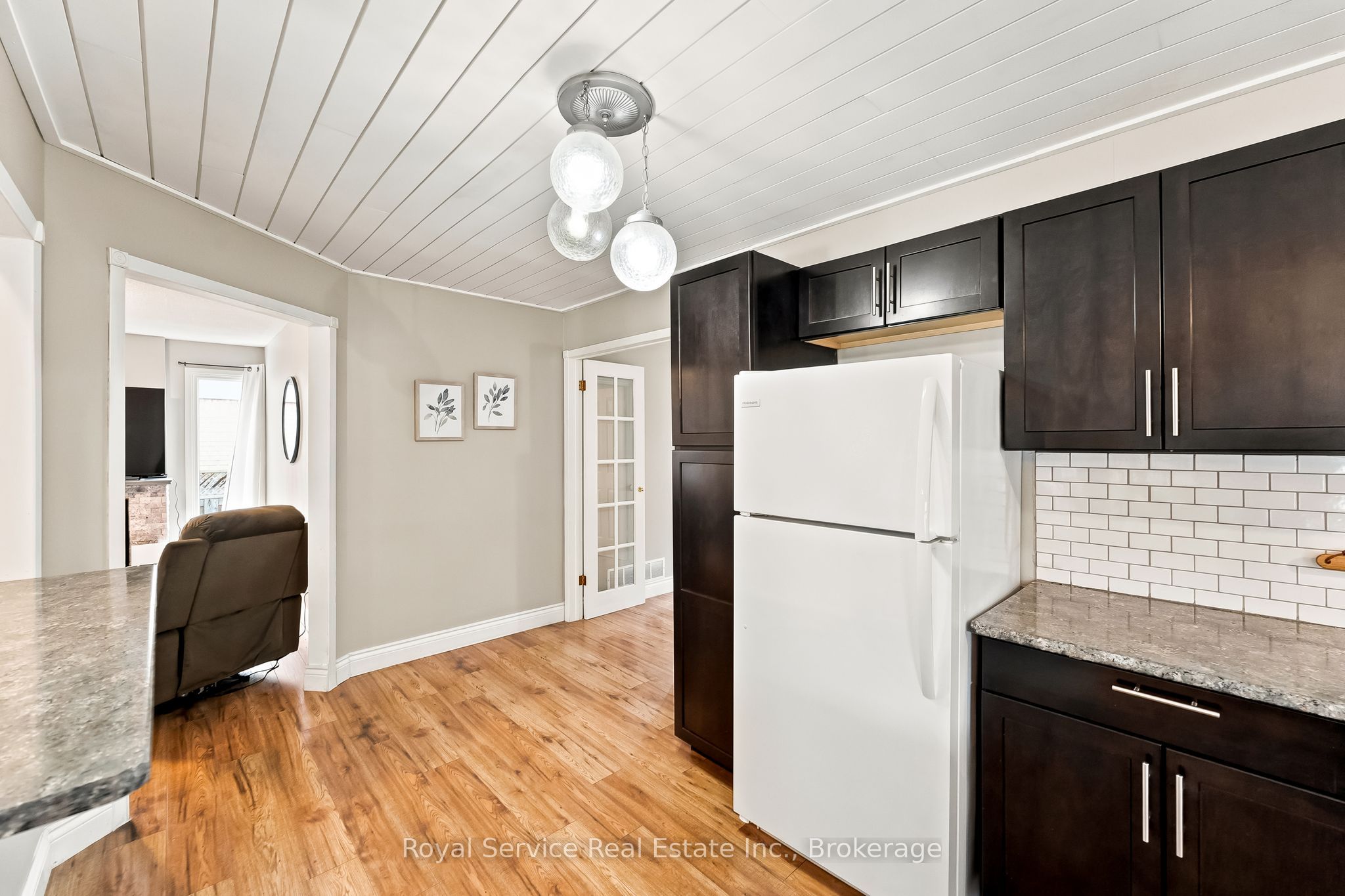 640 Hillcroft Street Property Photo 36