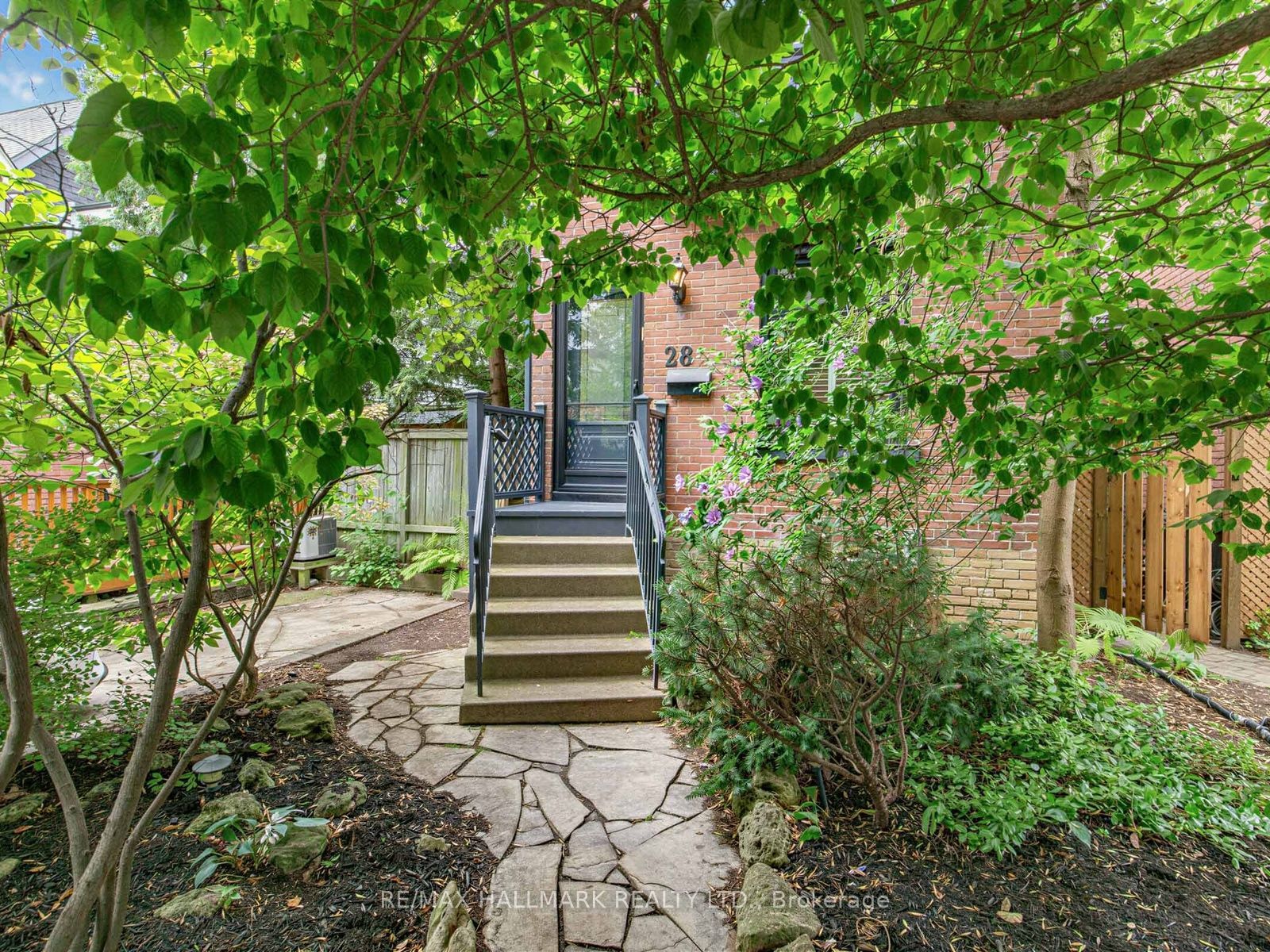 28 Condor Avenue Property Photo 1