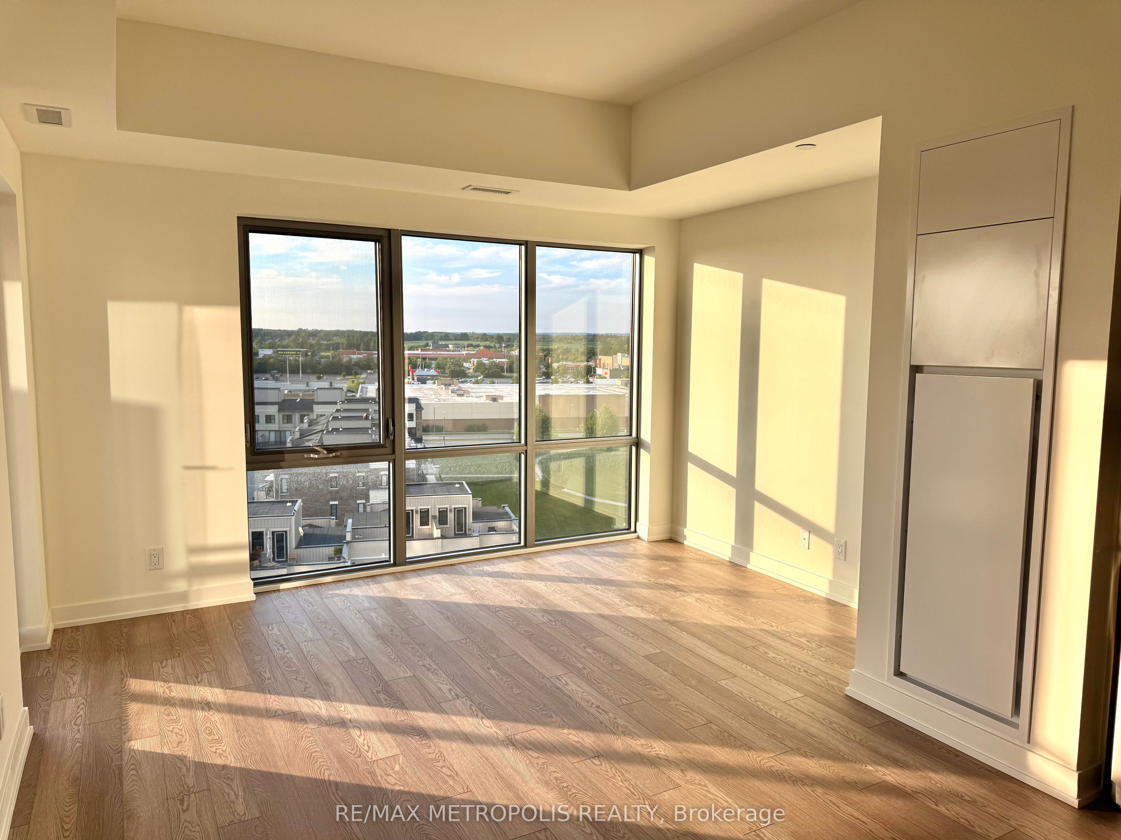 51 Clarington Boulevard 814 Property Photo 10