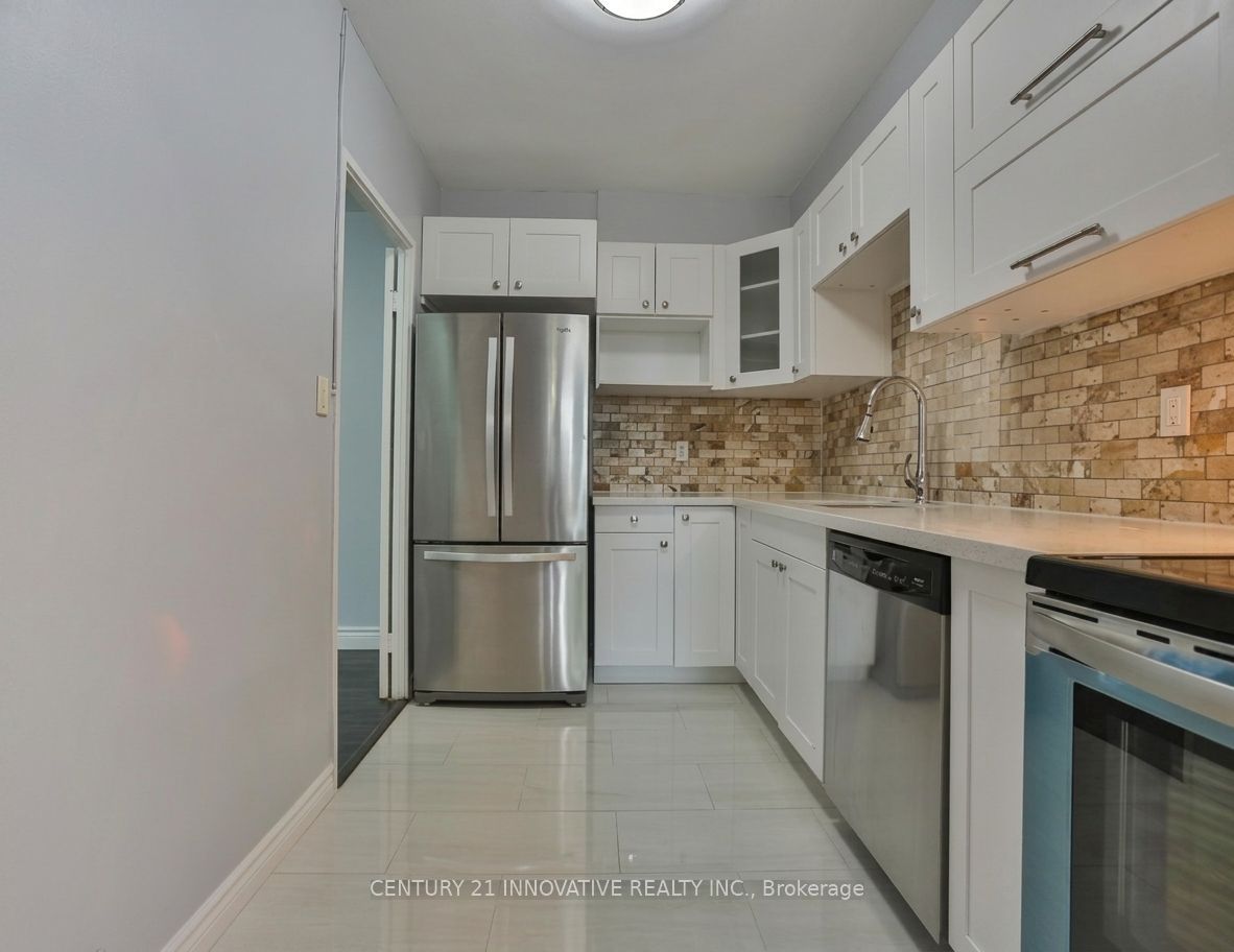 1 Massey Square 609 Property Photo 17