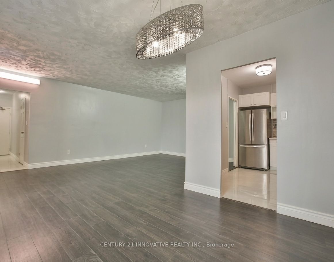 1 Massey Square 609 Property Photo 19