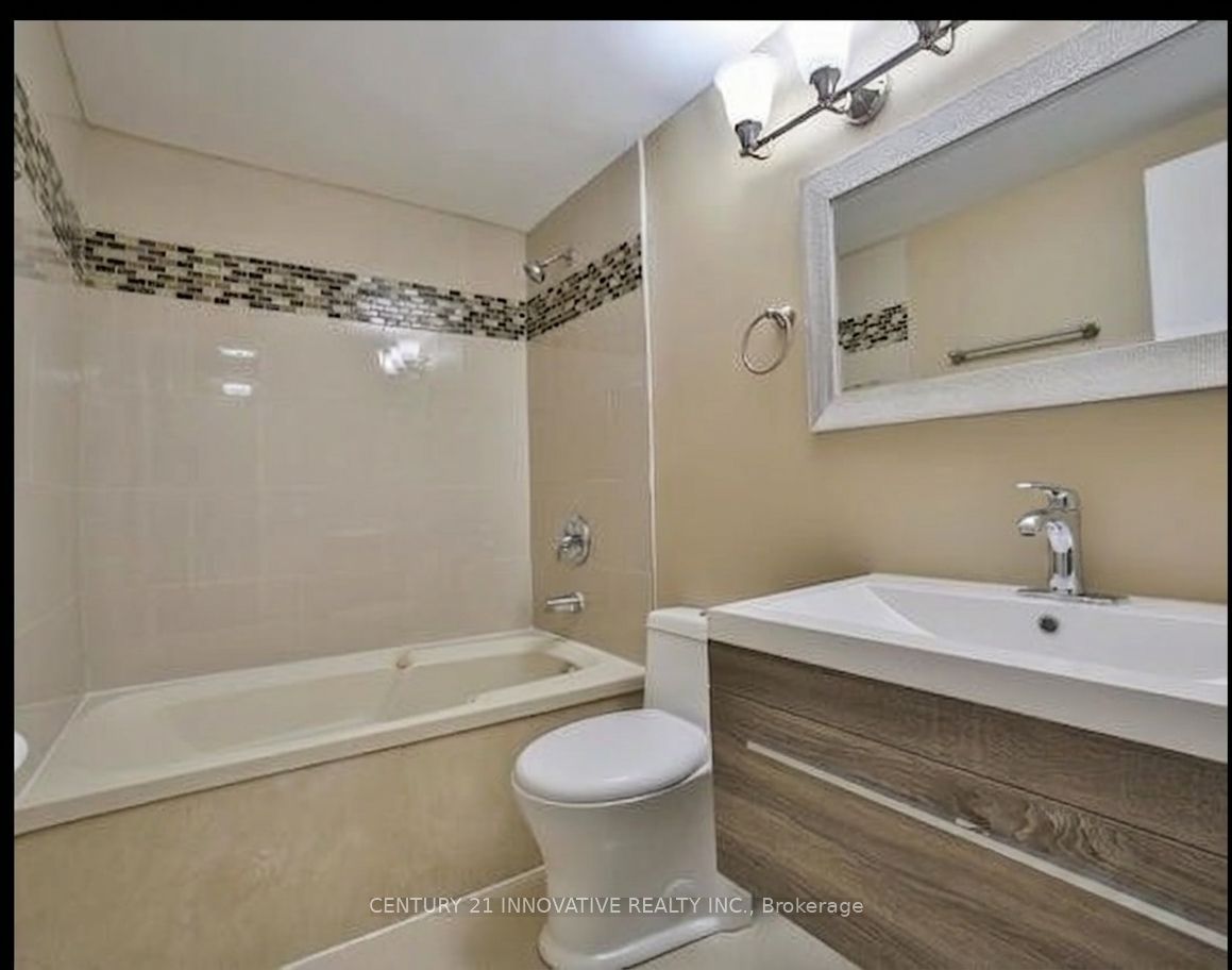 1 Massey Square 609 Property Photo 22