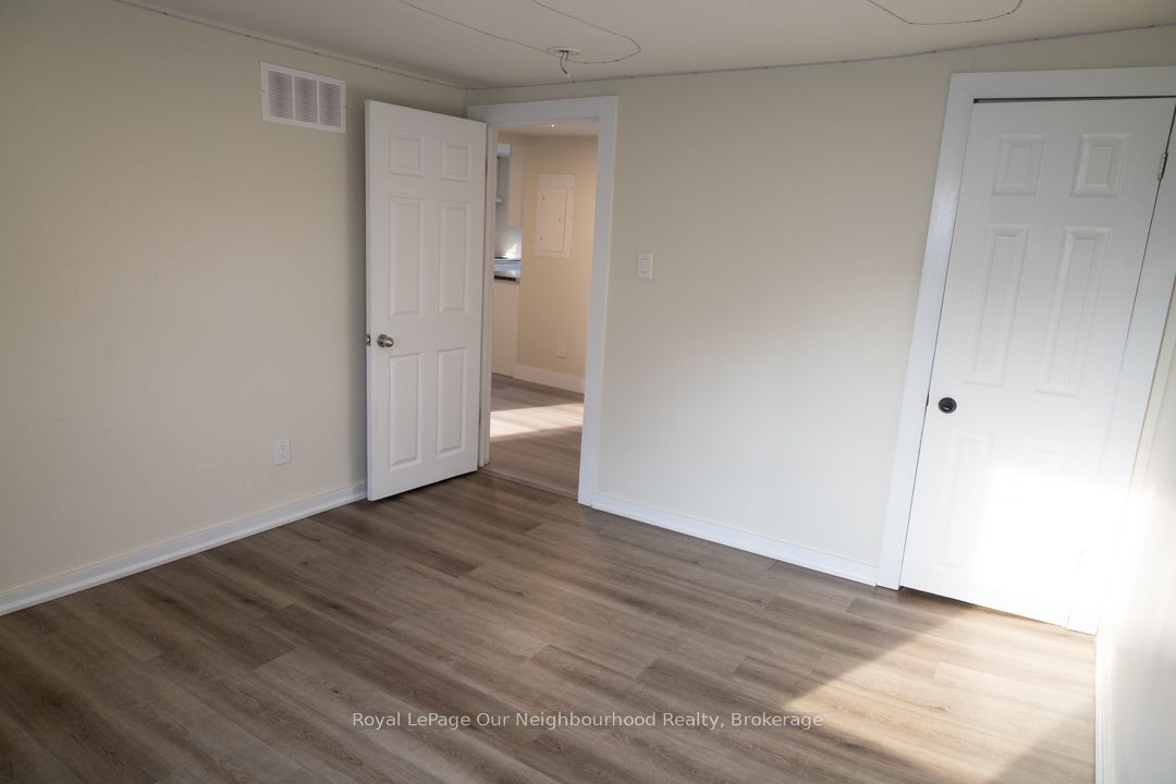 103 Ritson Road S Unit 3 Property Photo 11
