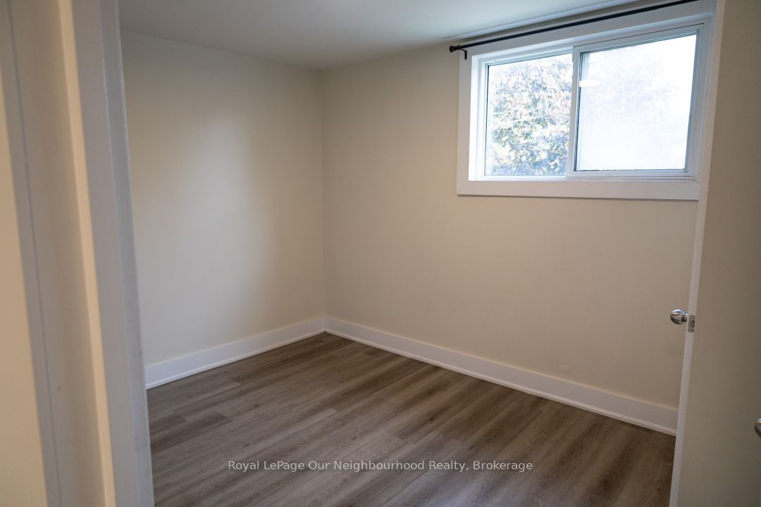 103 Ritson Road S Unit 3 Property Photo 12