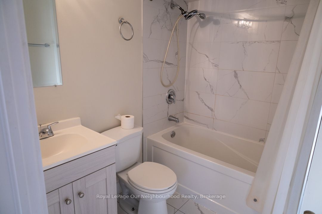 103 Ritson Road S Unit 3 Property Photo 14