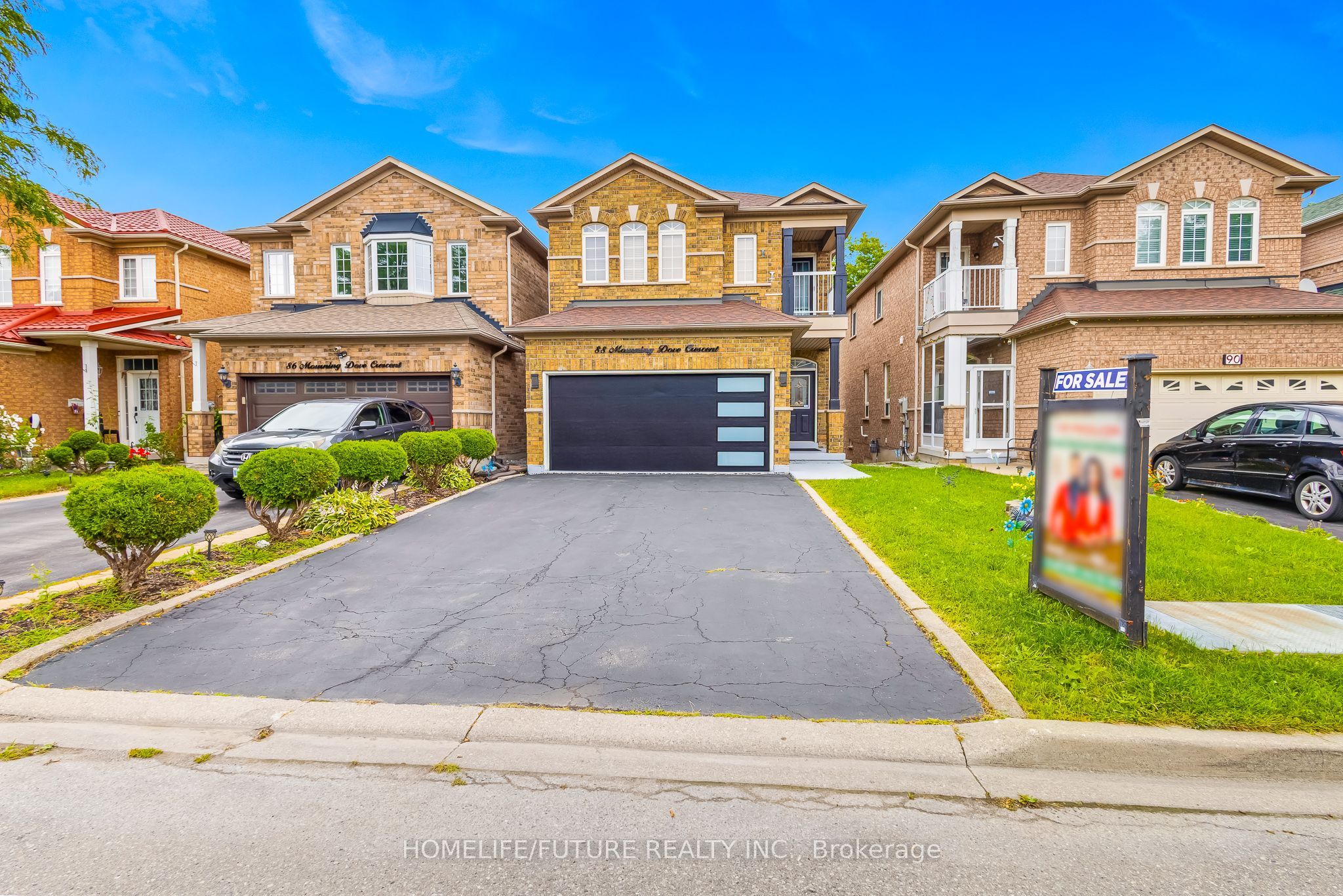 88 Mourning Dove Crescent Property Photo 1