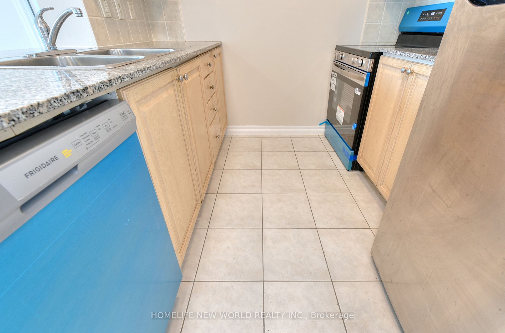 83 Borough Drive 1105 Property Photo 8
