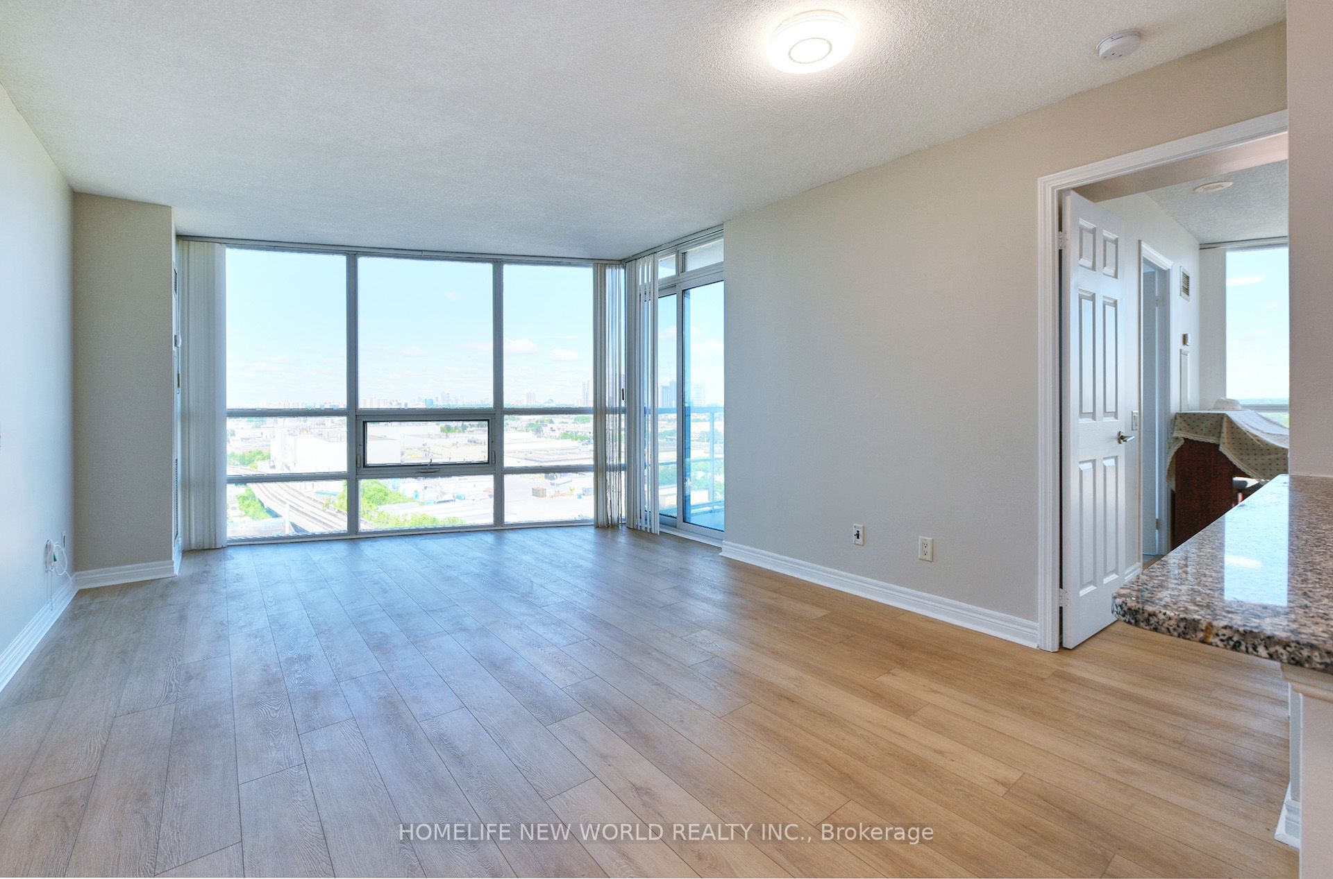 83 Borough Drive 1105 Property Photo 12