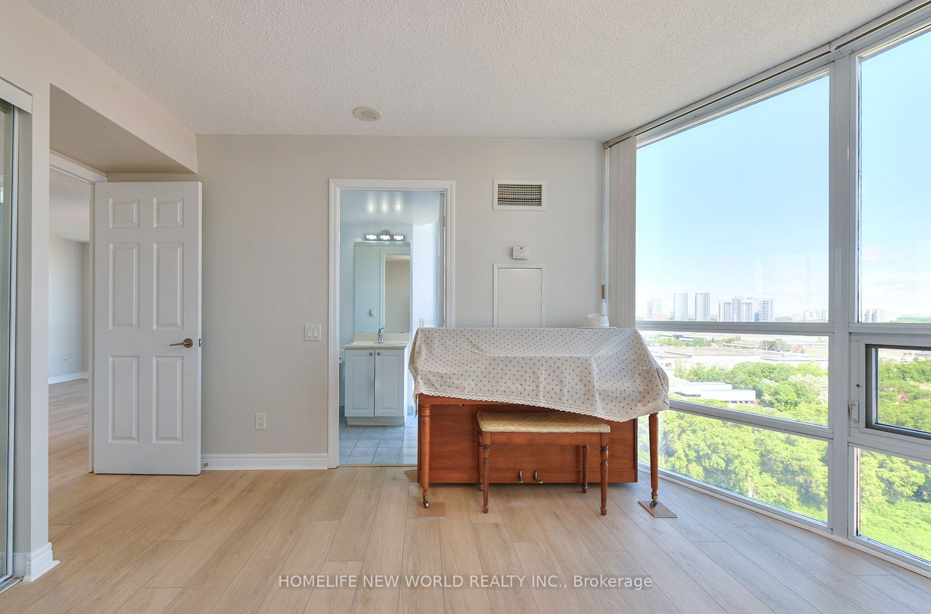 83 Borough Drive 1105 Property Photo 18