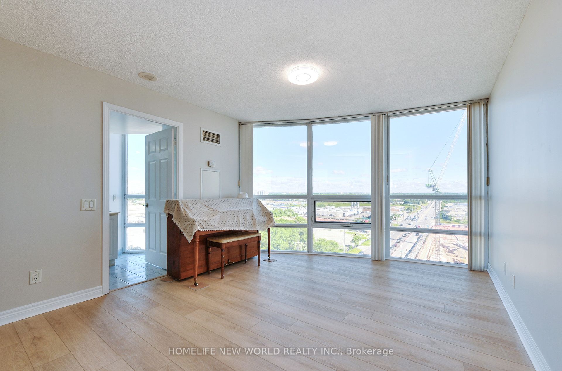 83 Borough Drive 1105 Property Photo 19