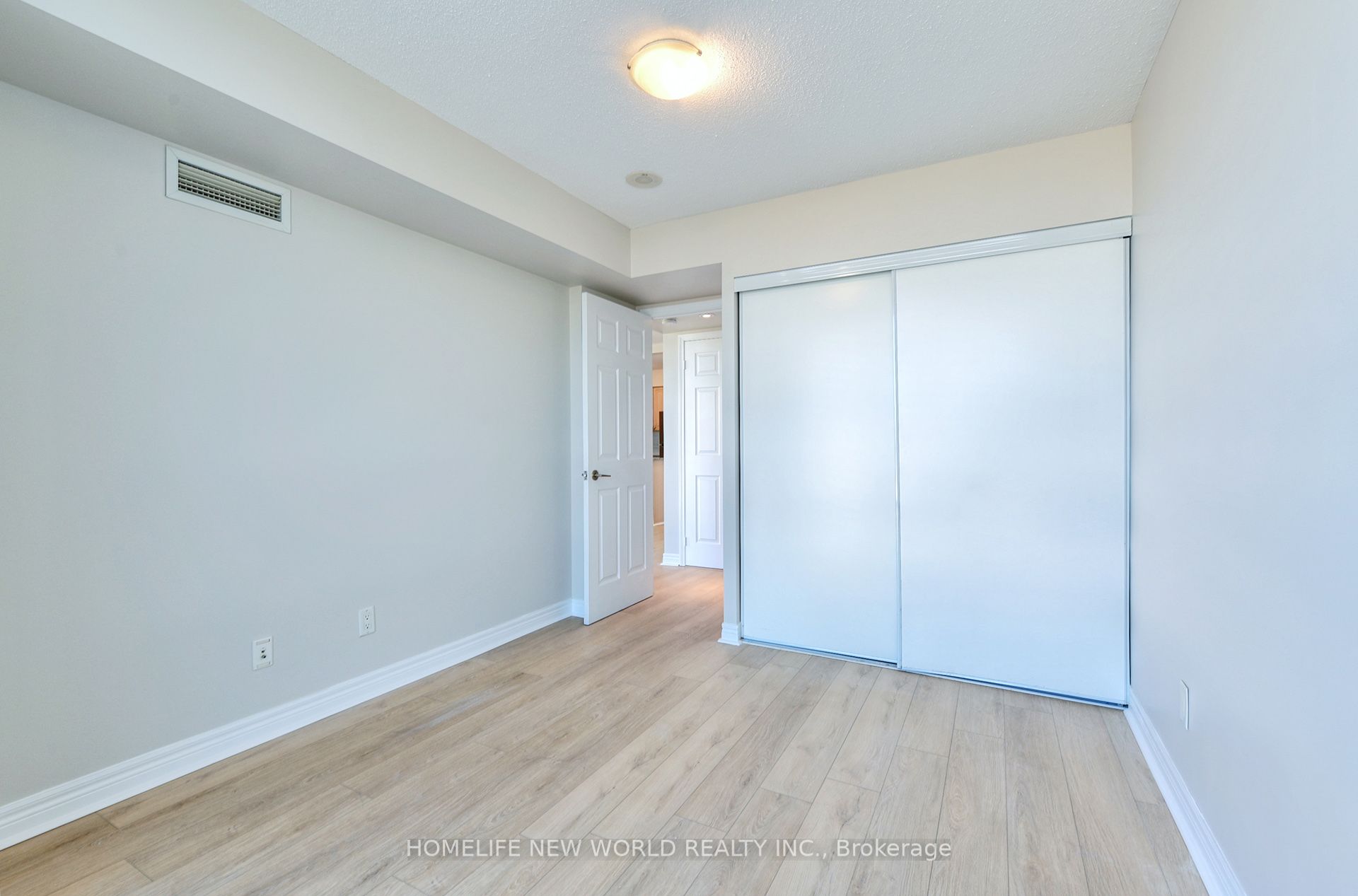 83 Borough Drive 1105 Property Photo 25