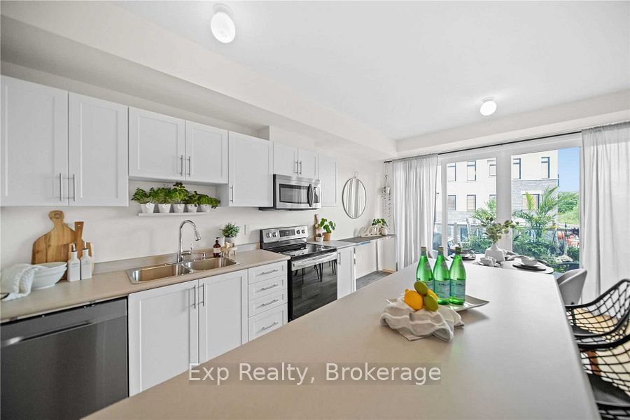 1435 Green Road Property Photo 19