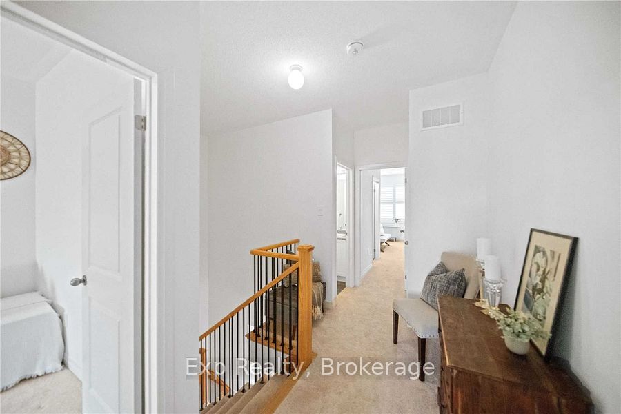 1435 Green Road Property Photo 25
