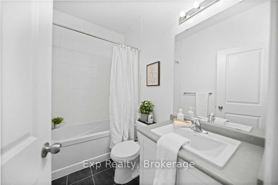 1435 Green Road Property Photo 31