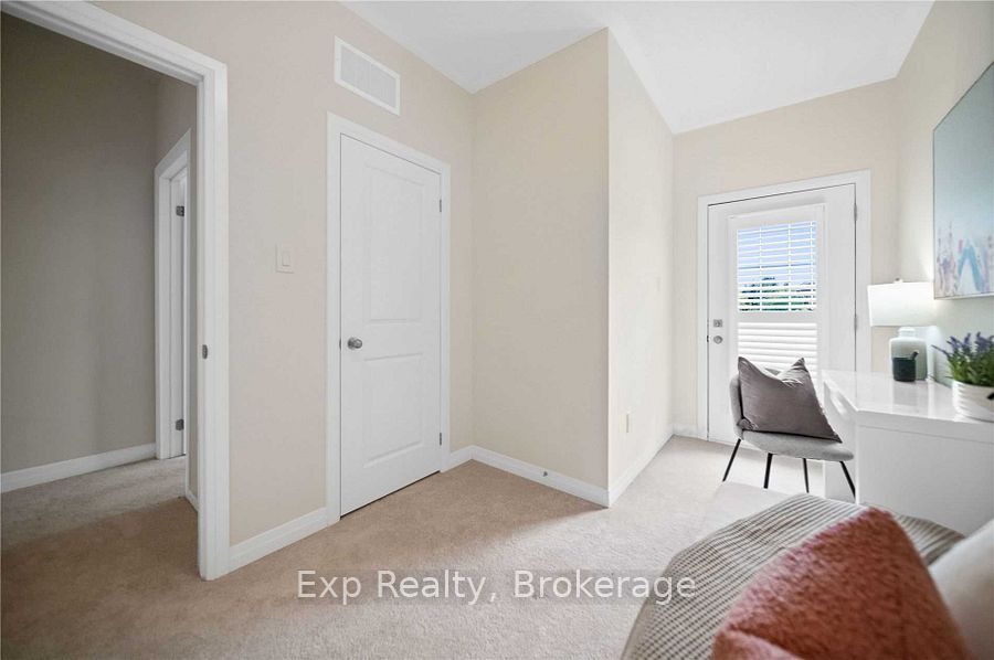 1435 Green Road Property Photo 33