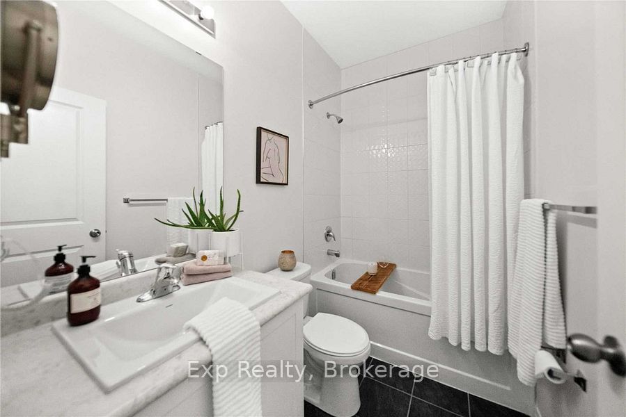 1435 Green Road Property Photo 38