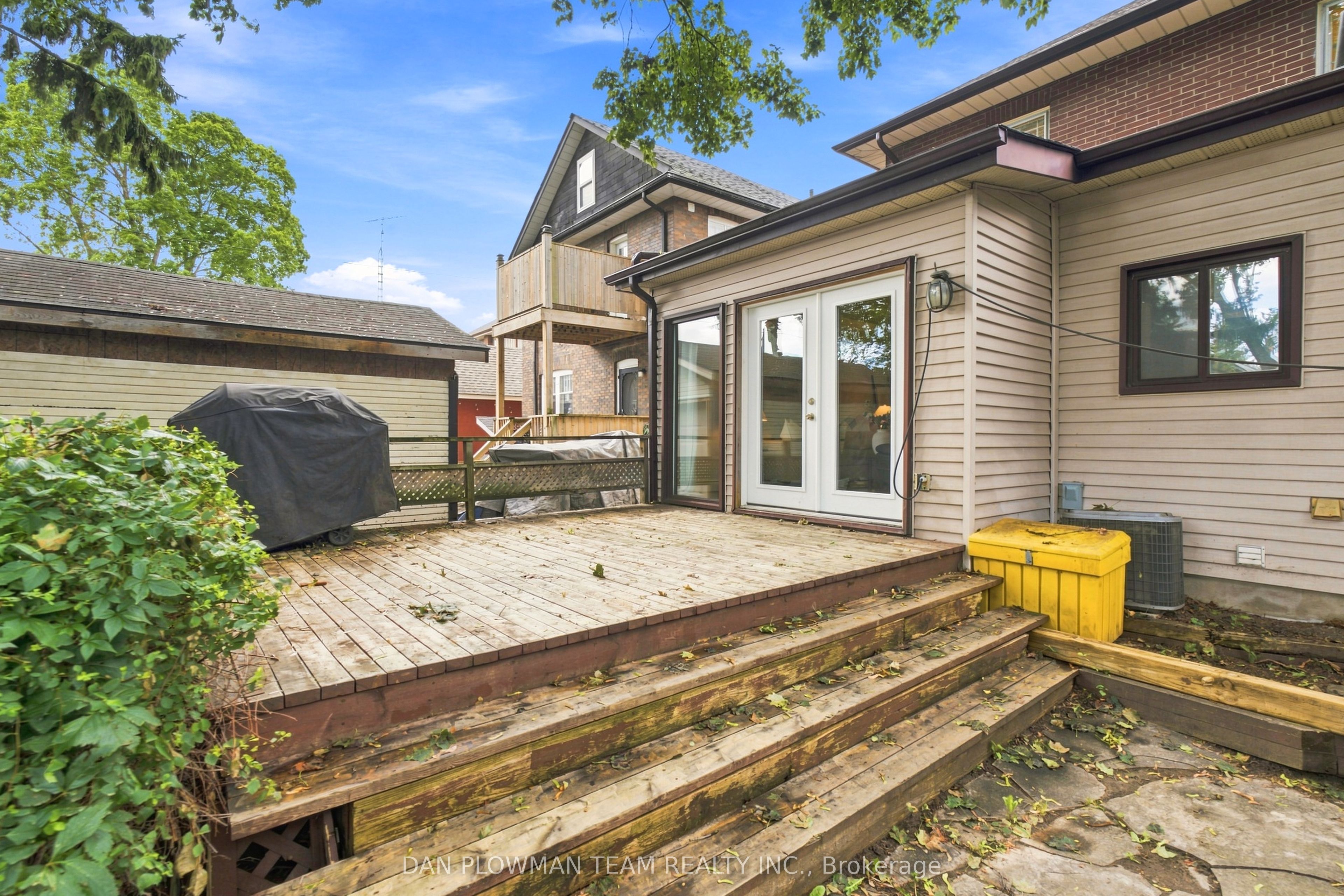 307 William Street E Property Photo 30