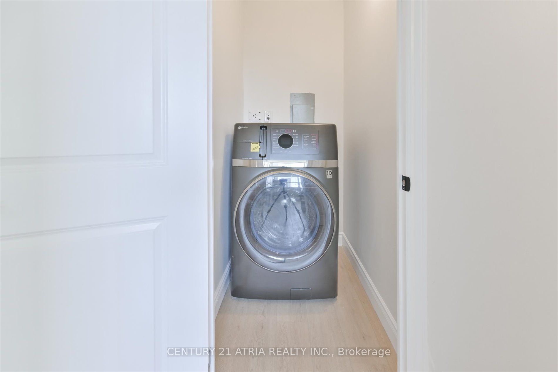 4101 Sheppard Avenue E 207 Property Photo 25