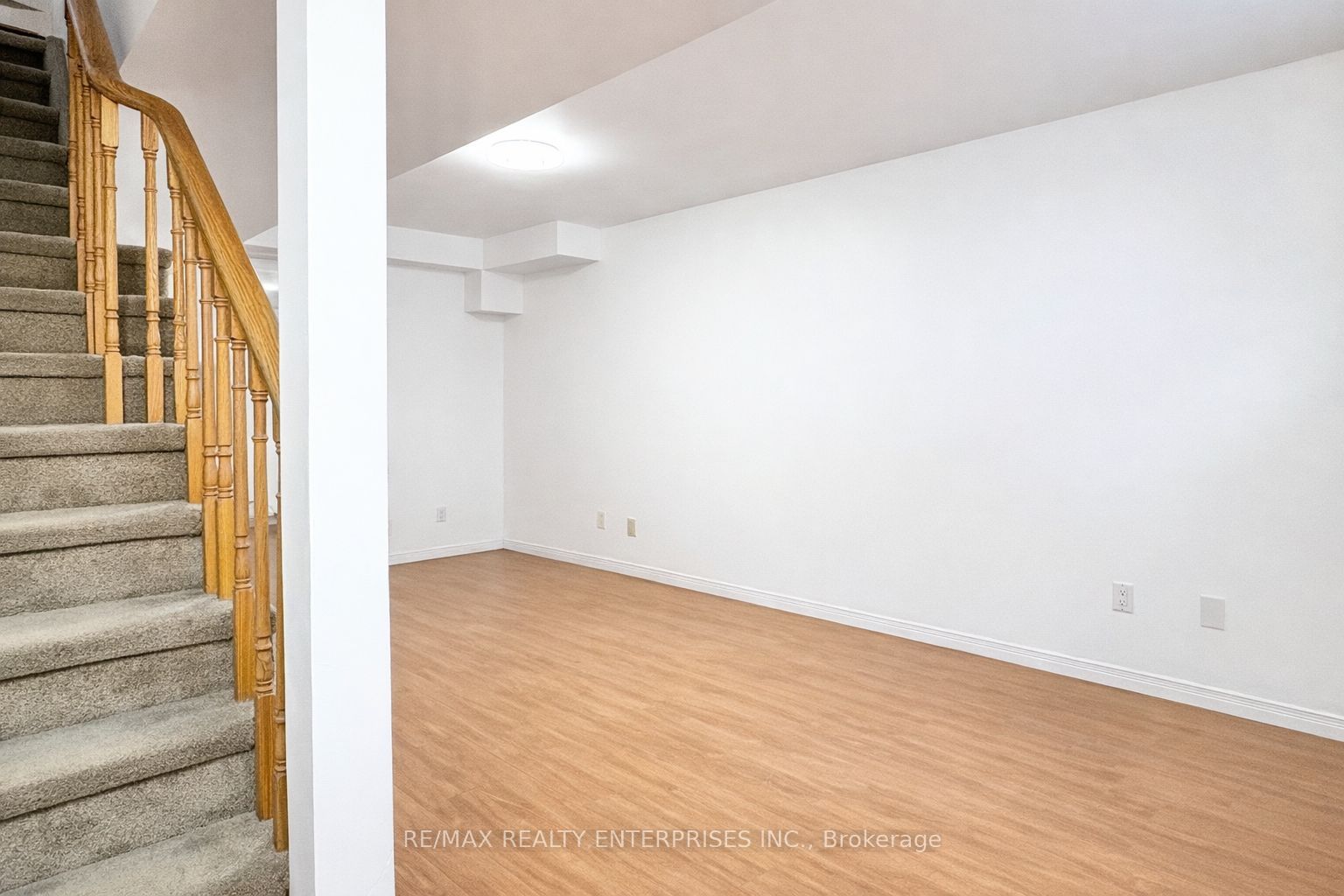 818 Buttonbush Court Lower Property Photo 6