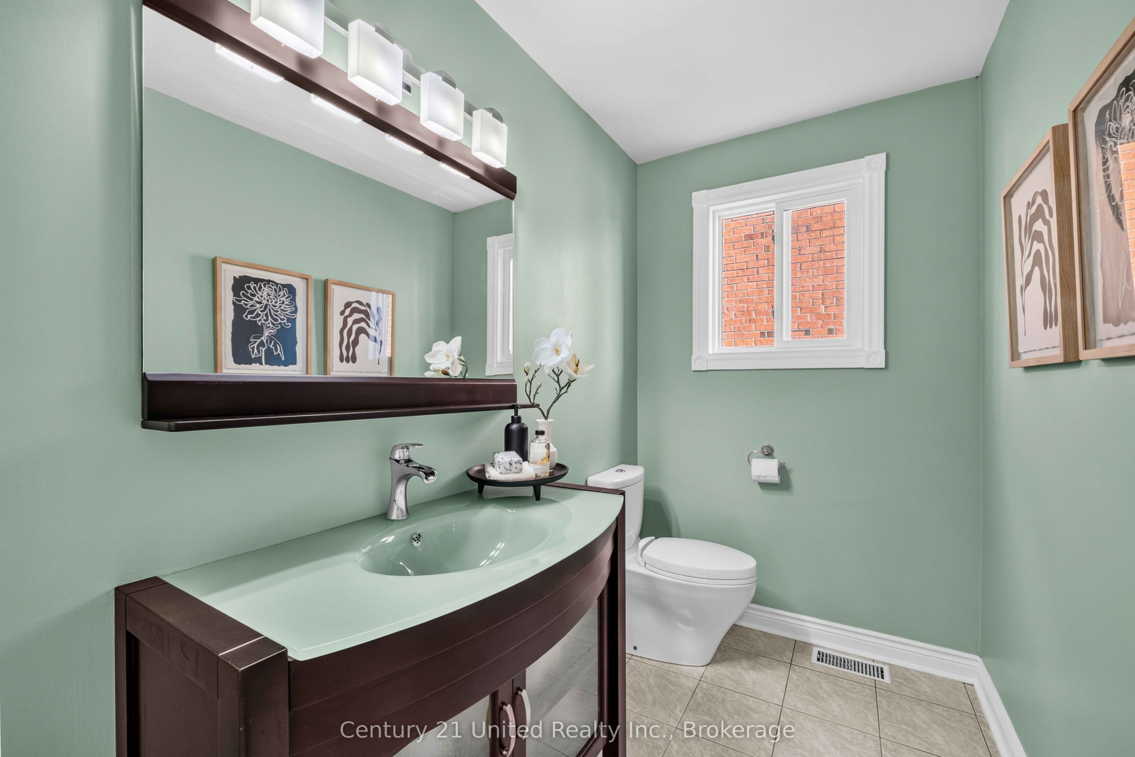 59 Waverly Street Property Photo 18