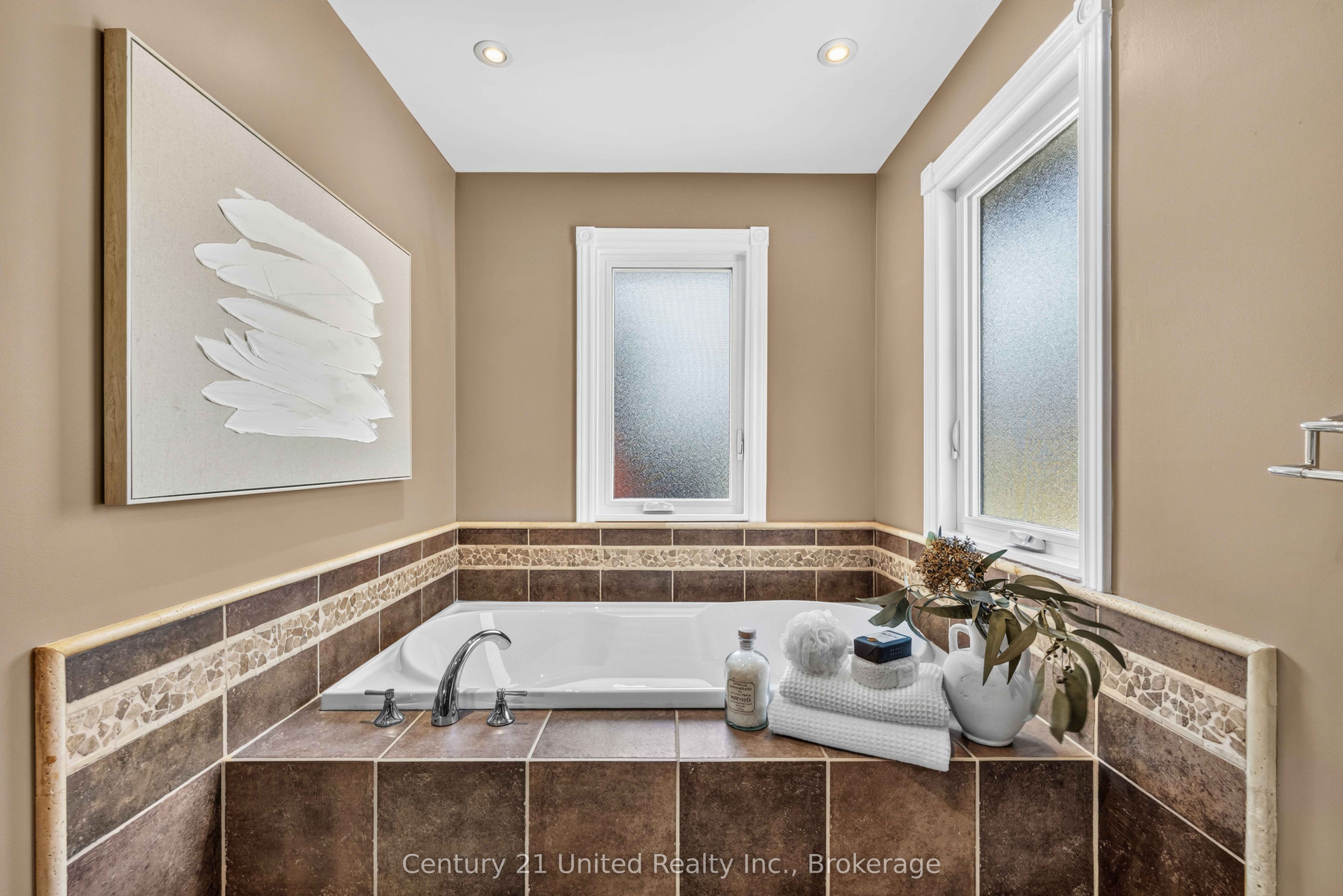 59 Waverly Street Property Photo 25
