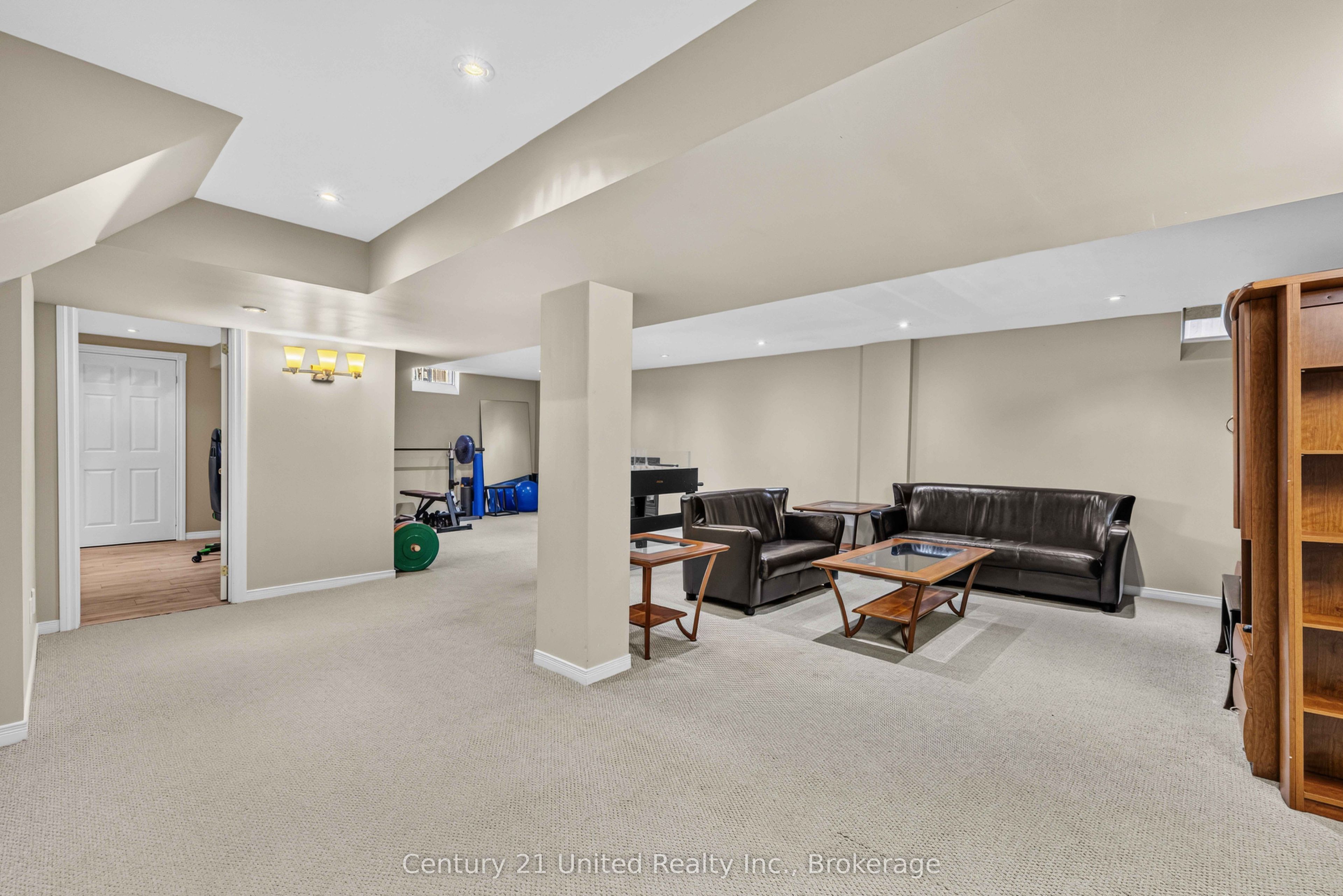 59 Waverly Street Property Photo 34