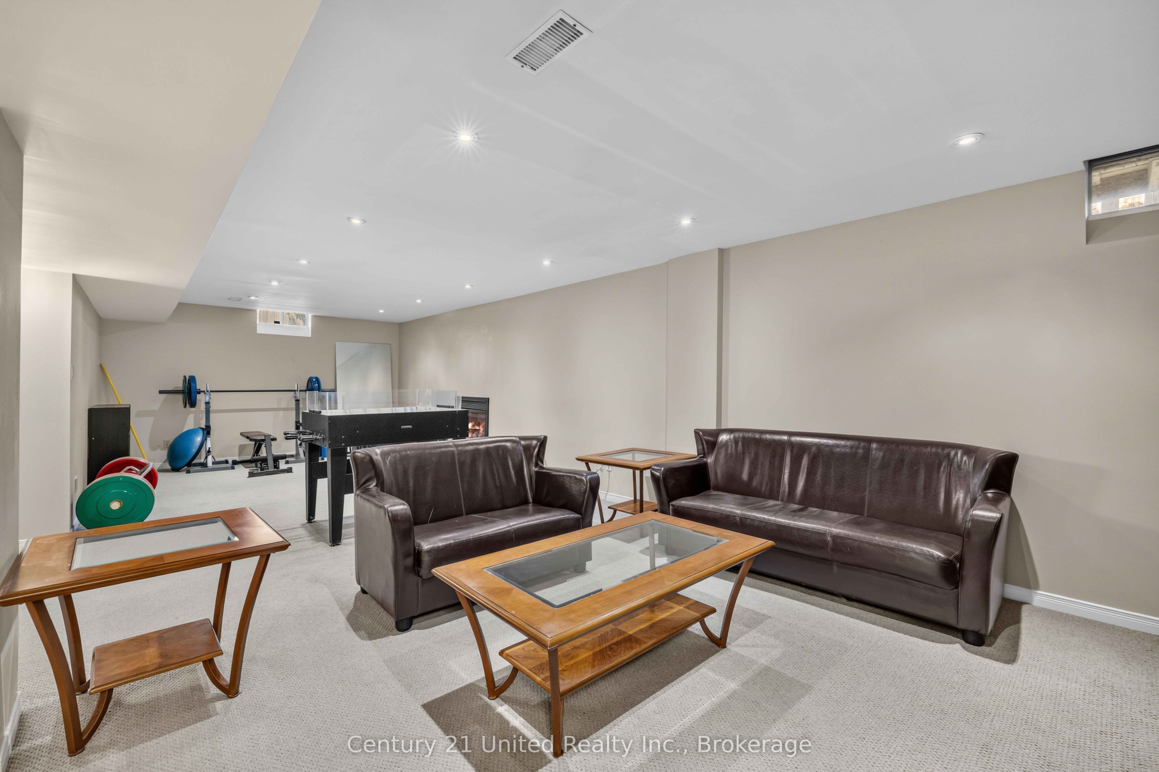 59 Waverly Street Property Photo 36