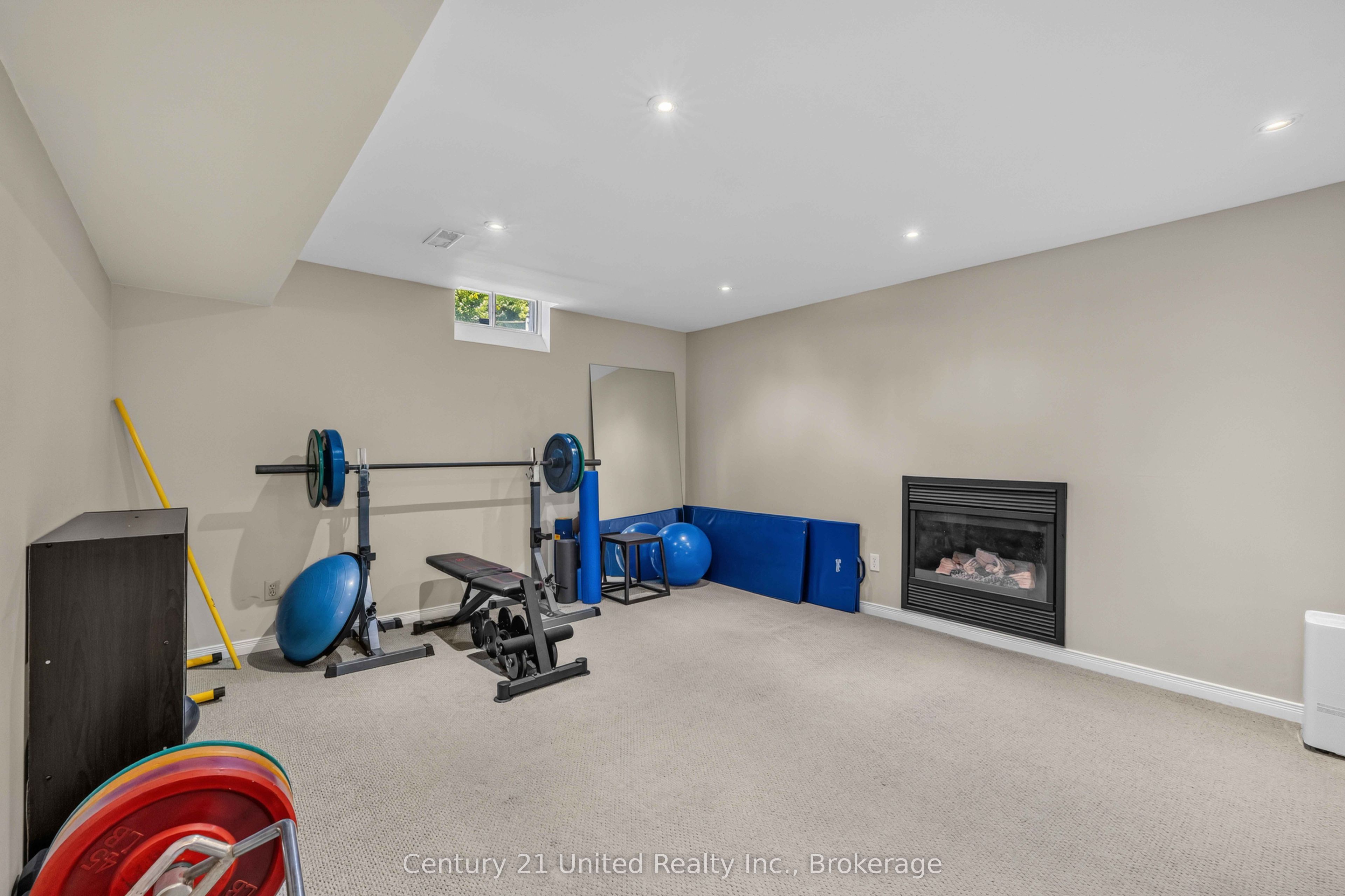 59 Waverly Street Property Photo 37