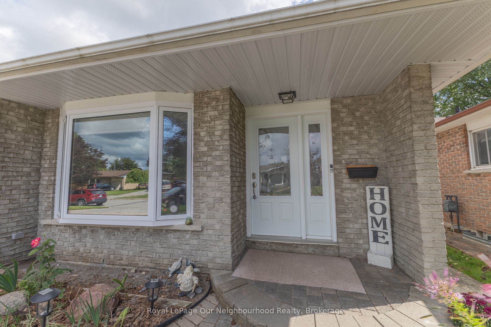 26 Ashdale Crescent Property Photo 4