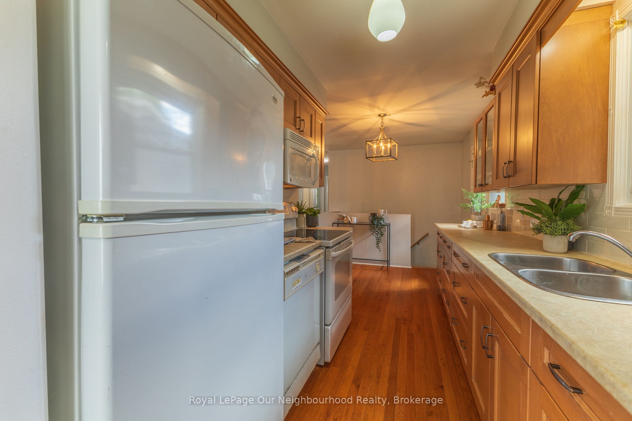 26 Ashdale Crescent Property Photo 6