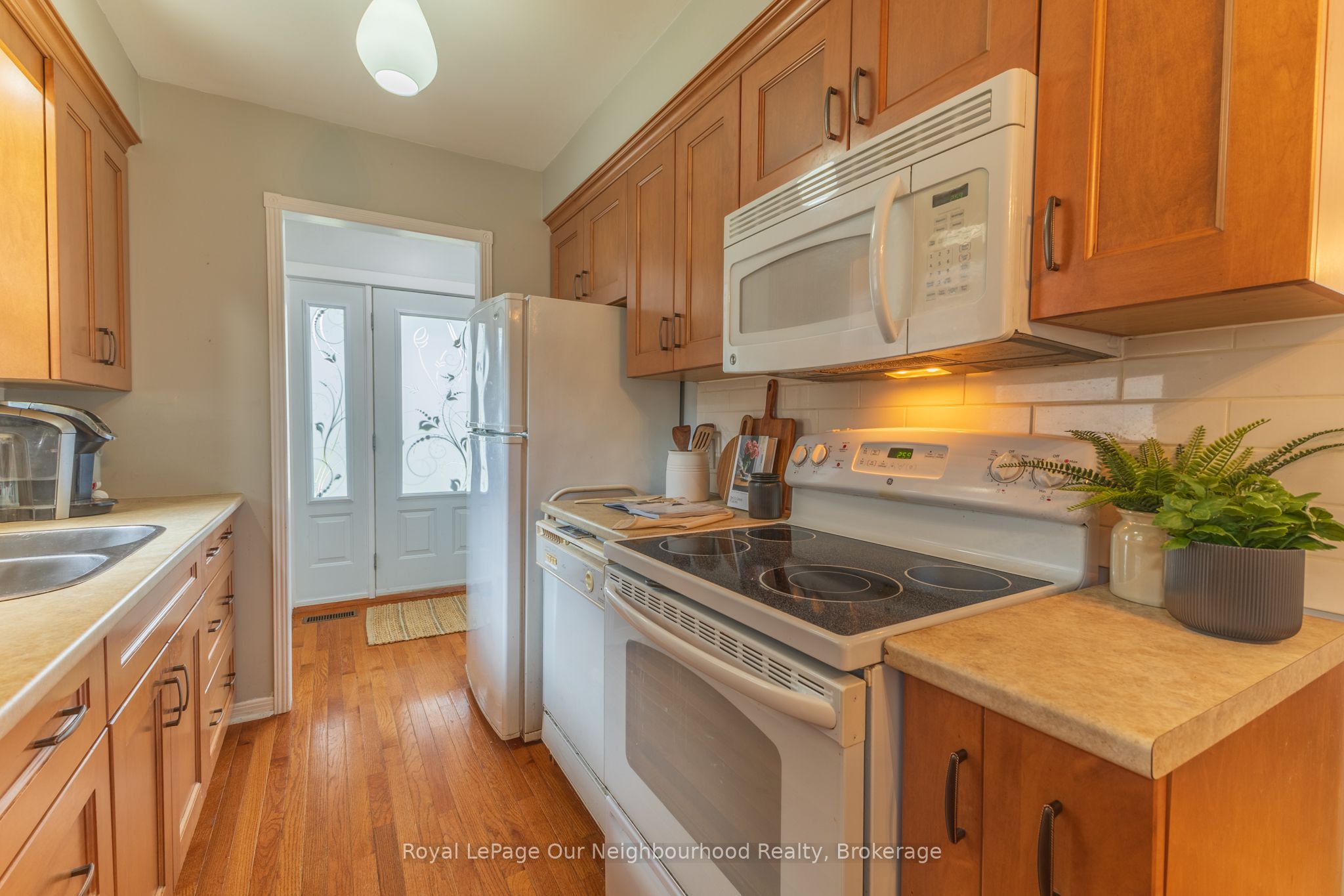 26 Ashdale Crescent Property Photo 7