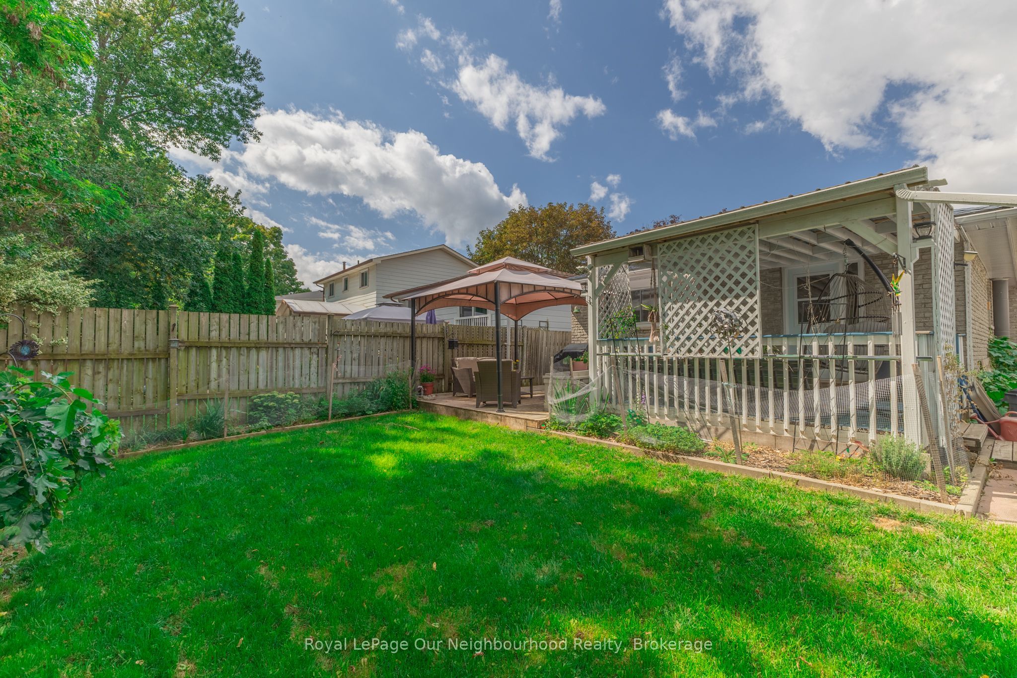 26 Ashdale Crescent Property Photo 37