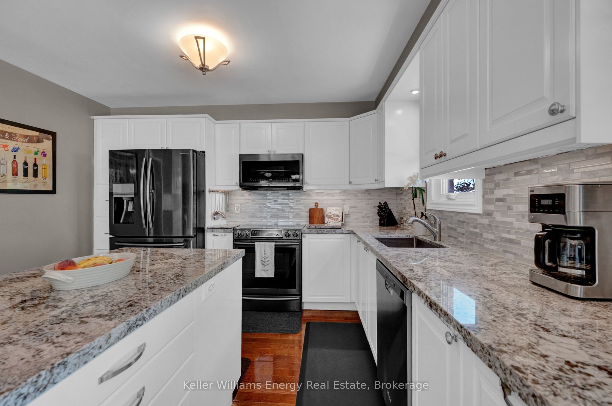 2 Murkar Crescent Property Photo 13