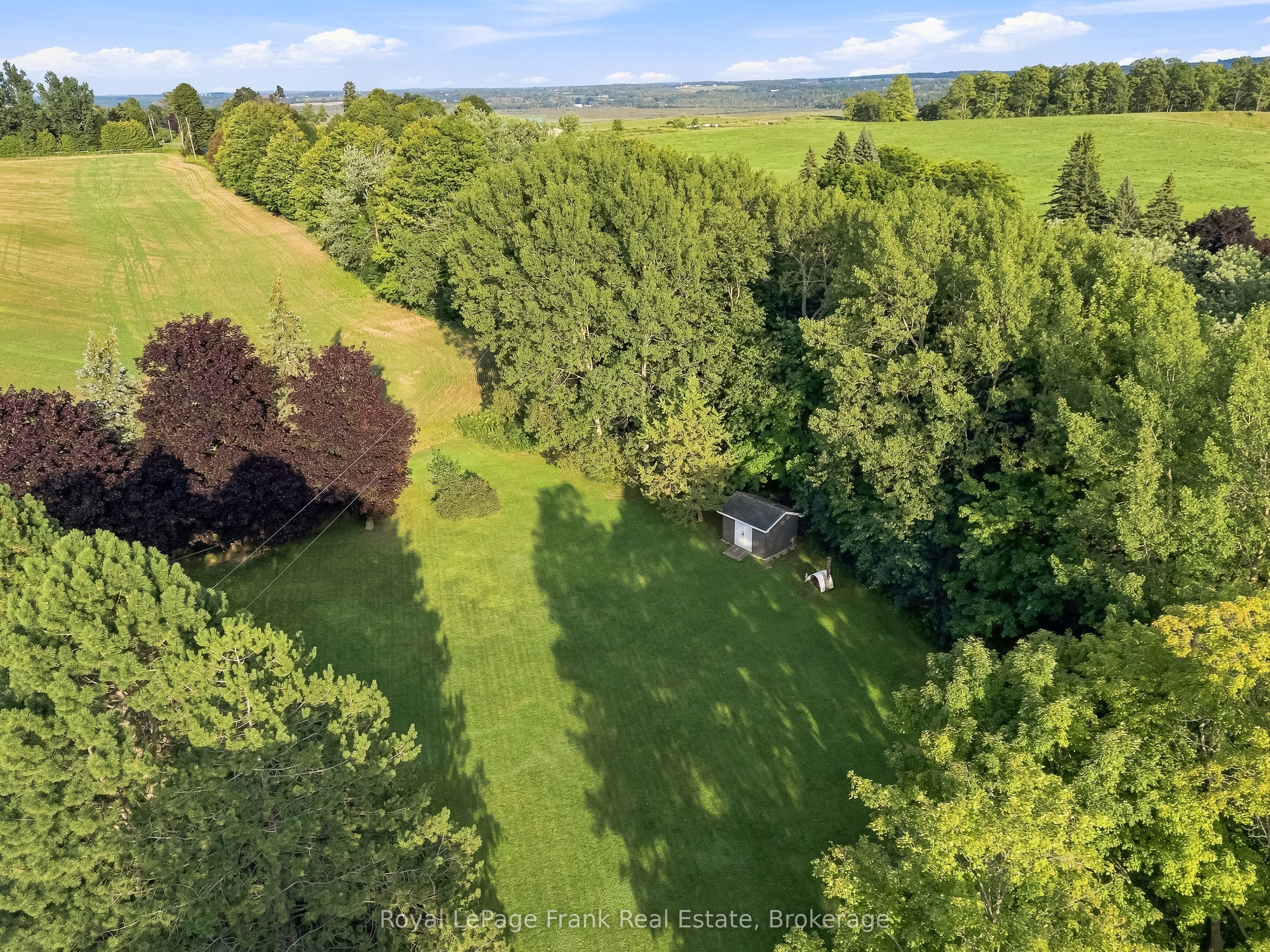 2407 Ashbridge Road Property Photo 49