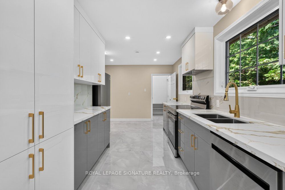 16 Earswick Drive Property Photo 4