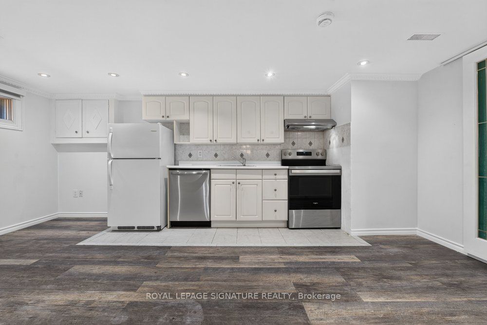 16 Earswick Drive Property Photo 34