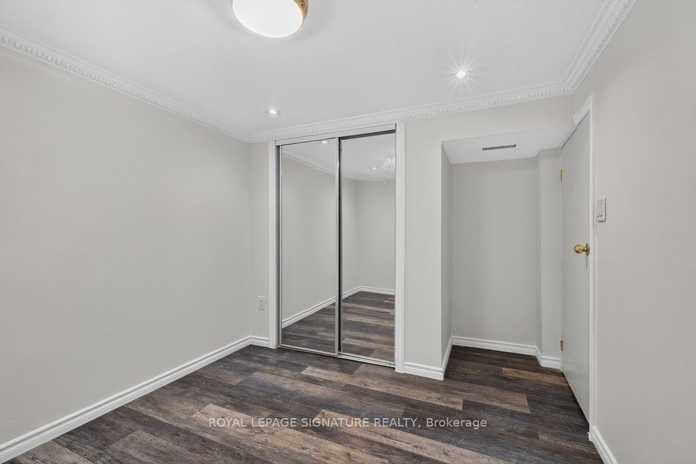16 Earswick Drive Property Photo 38