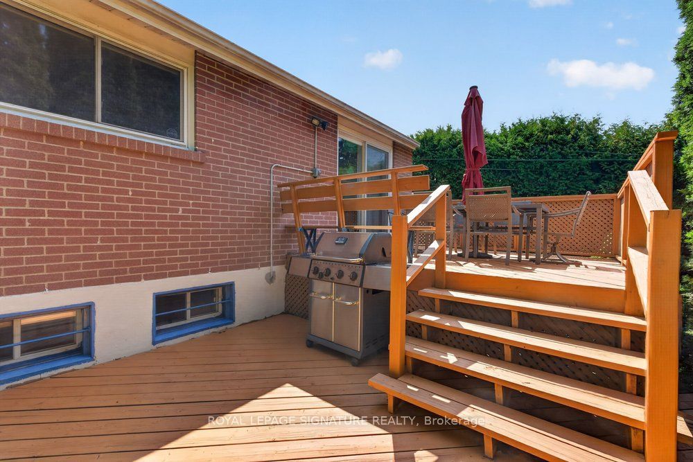 16 Earswick Drive Property Photo 43