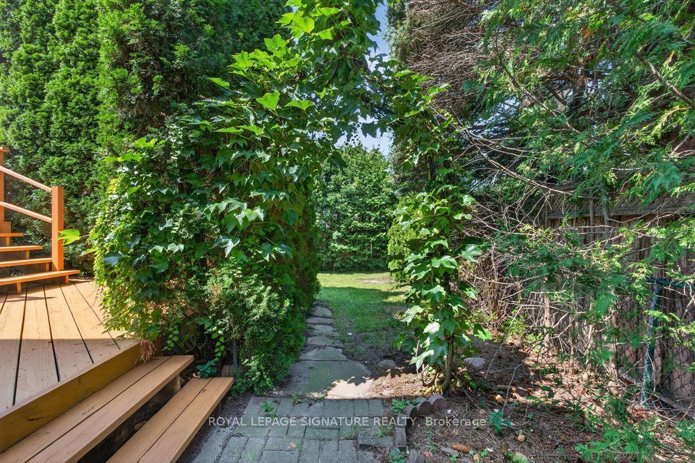 16 Earswick Drive Property Photo 46