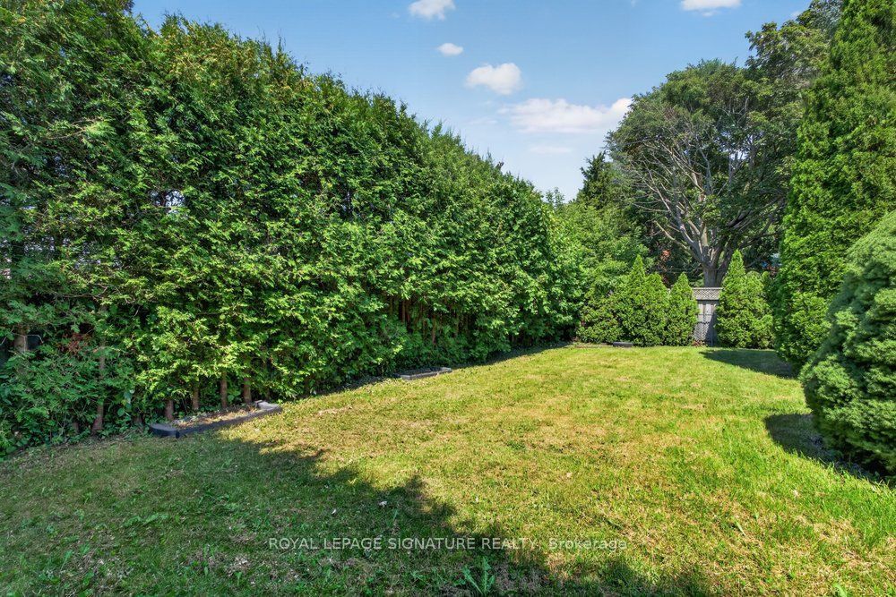 16 Earswick Drive Property Photo 49