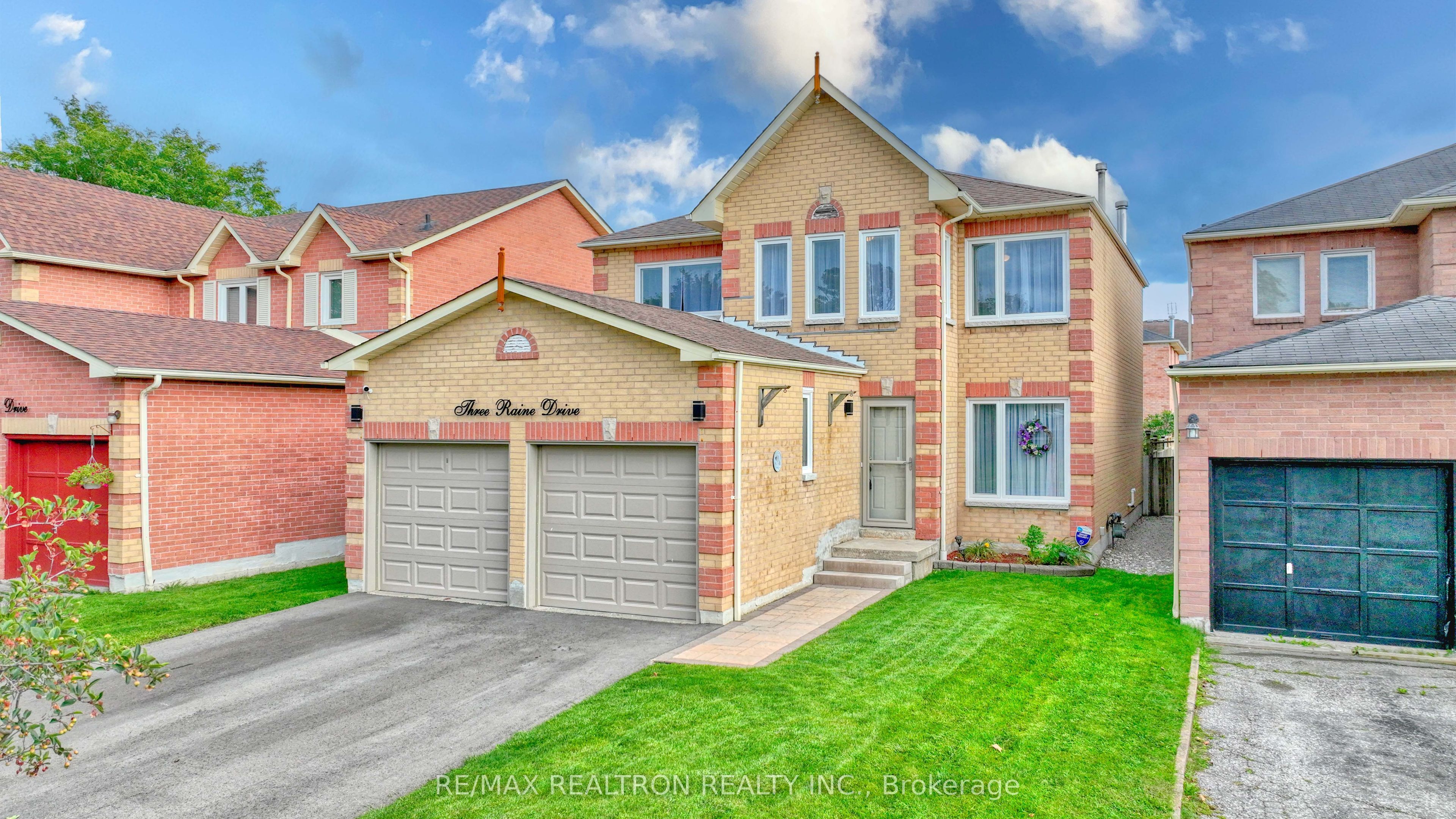 3 Raine Drive Property Photo 1