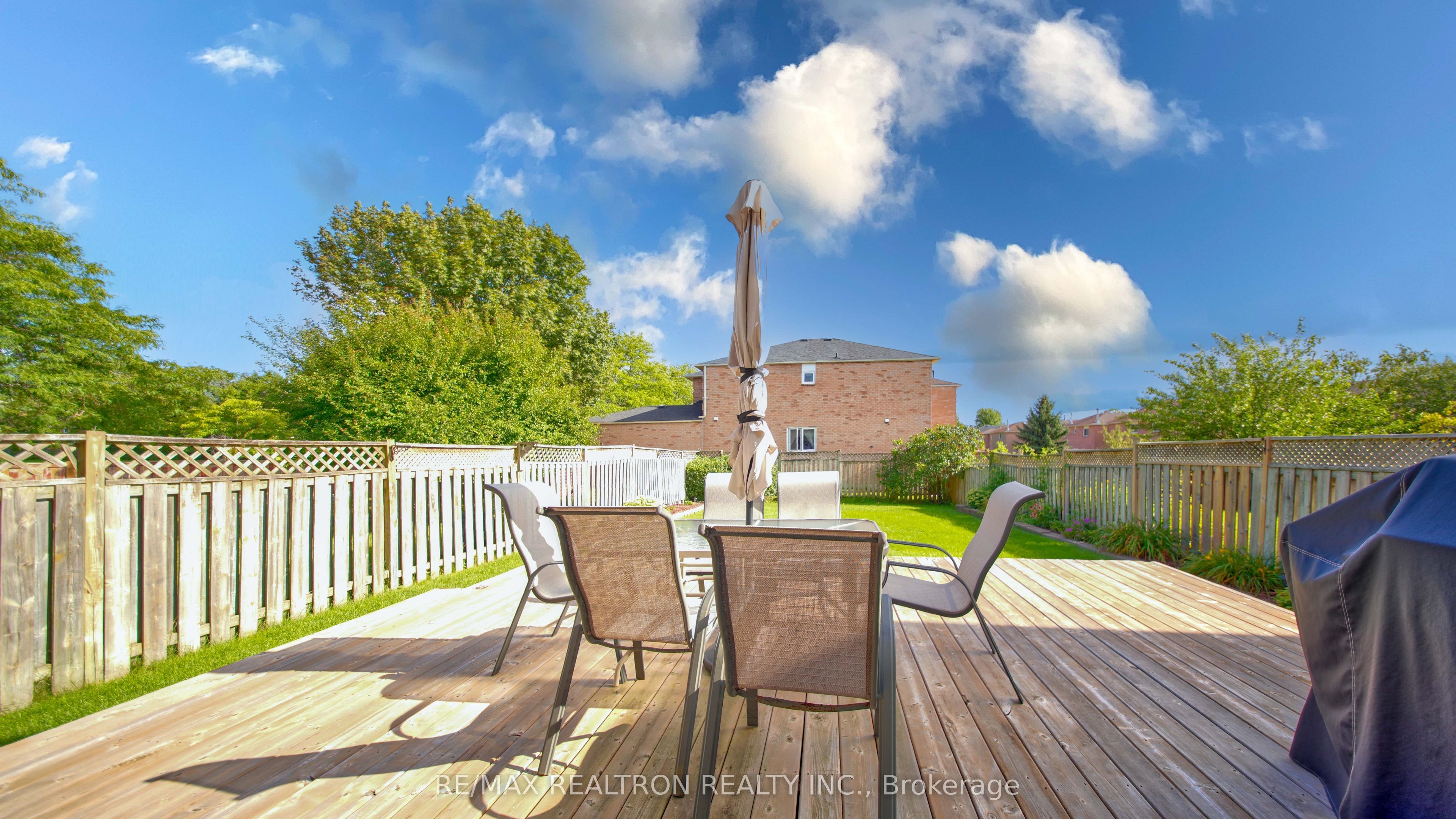 3 Raine Drive Property Photo 33