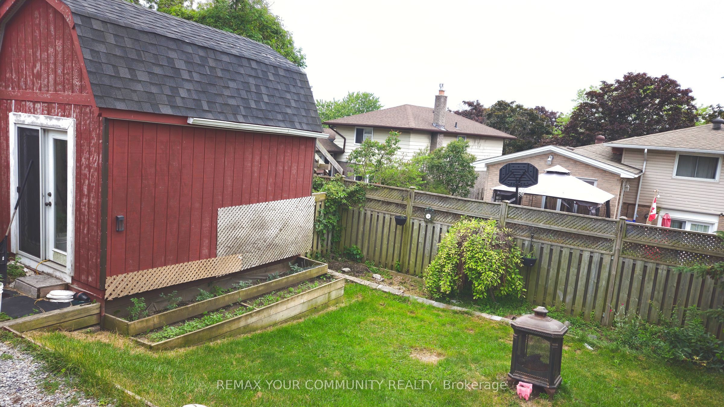 520 Cromwell Avenue Property Photo 18