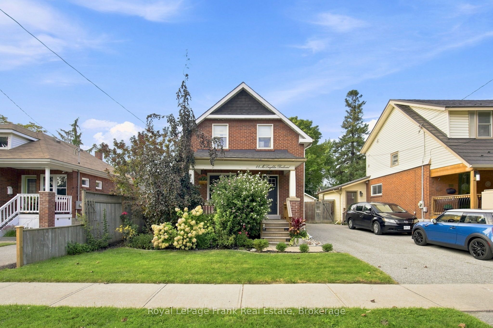 44 Mclaughlin Boulevard Property Photo 2