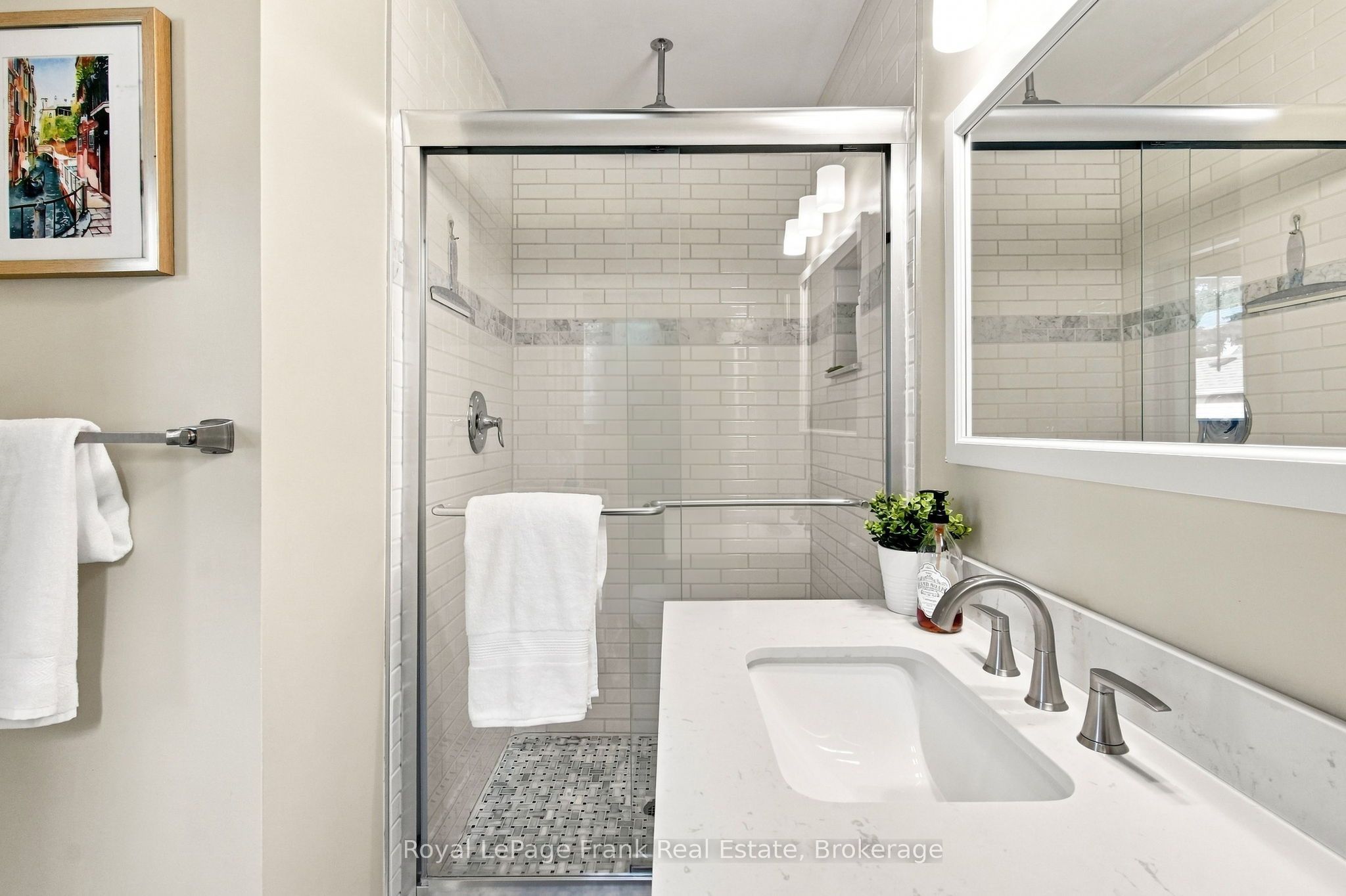 44 Mclaughlin Boulevard Property Photo 19